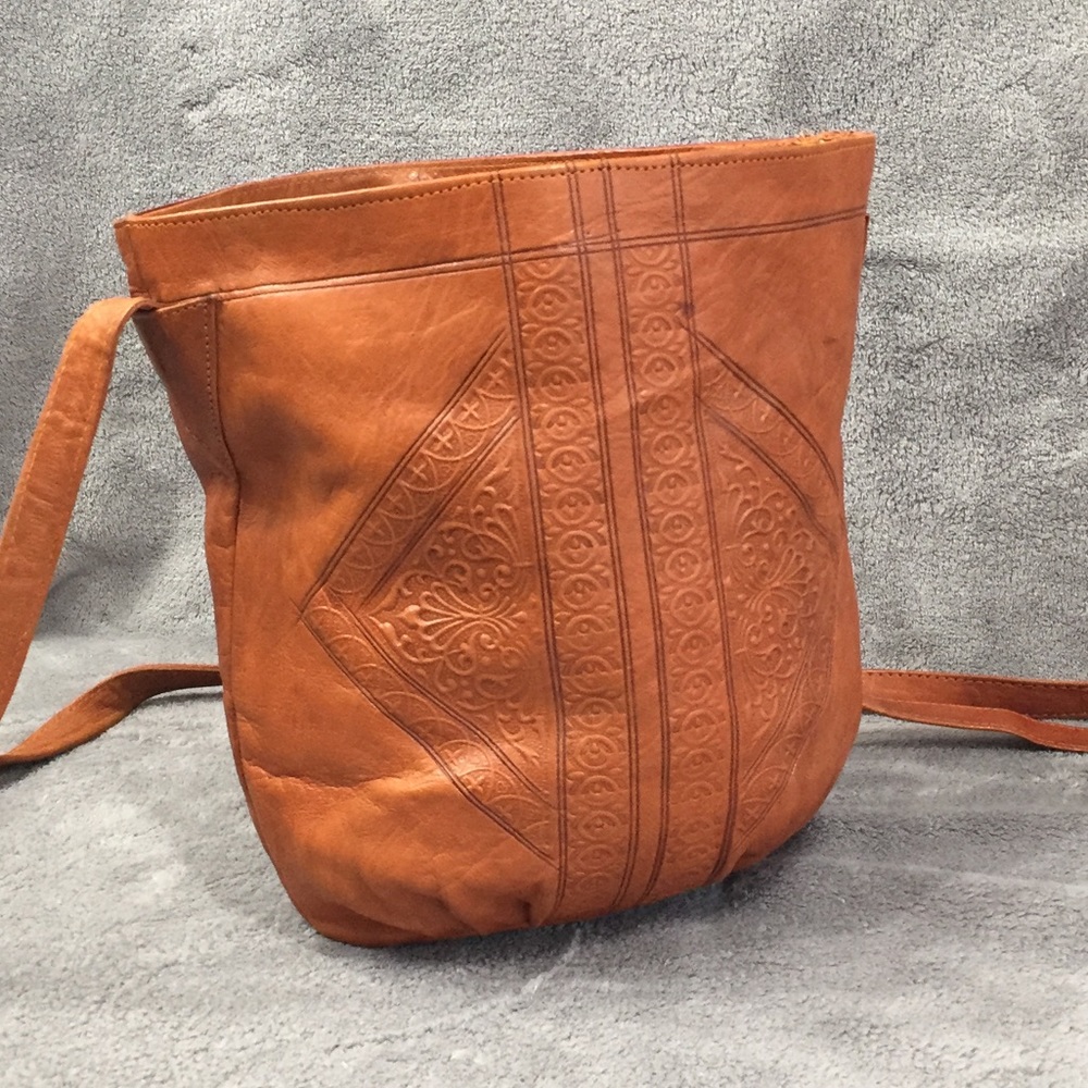 Handcrafted leather purse